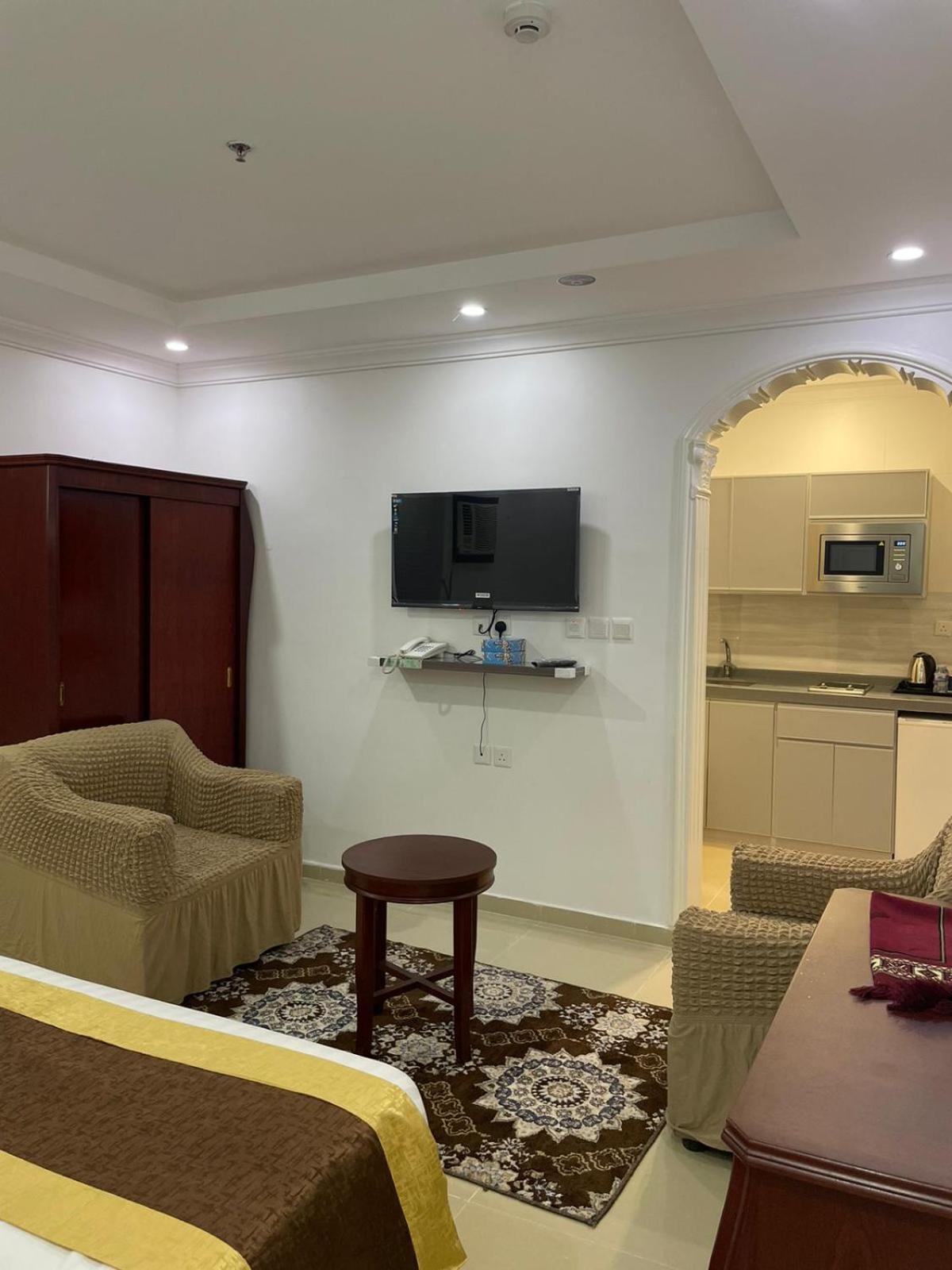 AL manzil ALmutmeez Aparthotel Jiddah Esterno foto