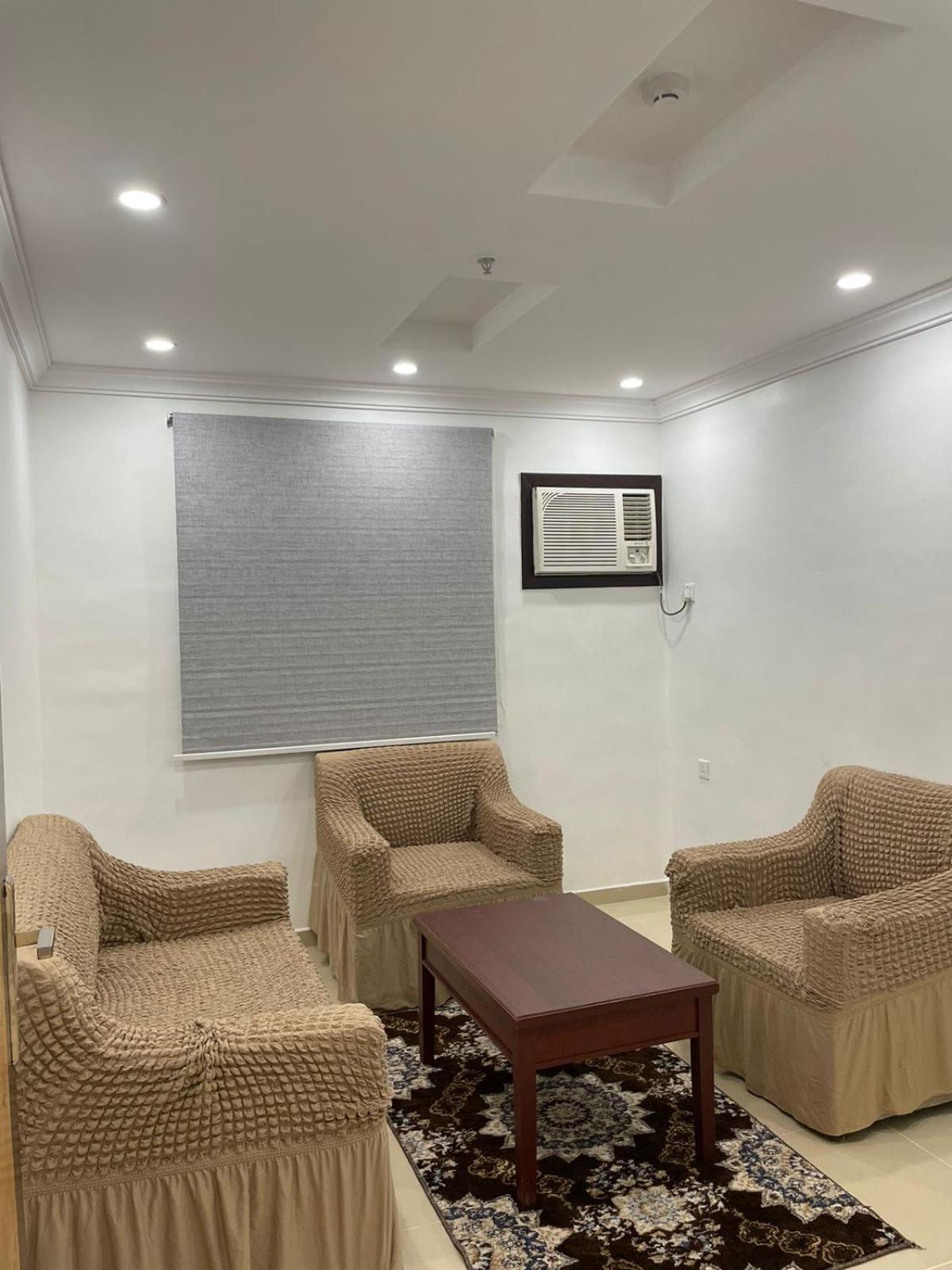 AL manzil ALmutmeez Aparthotel Jiddah Esterno foto