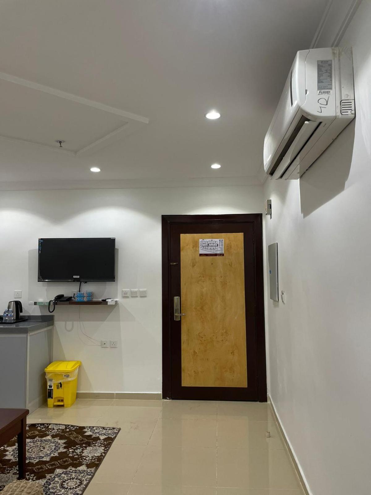 AL manzil ALmutmeez Aparthotel Jiddah Esterno foto